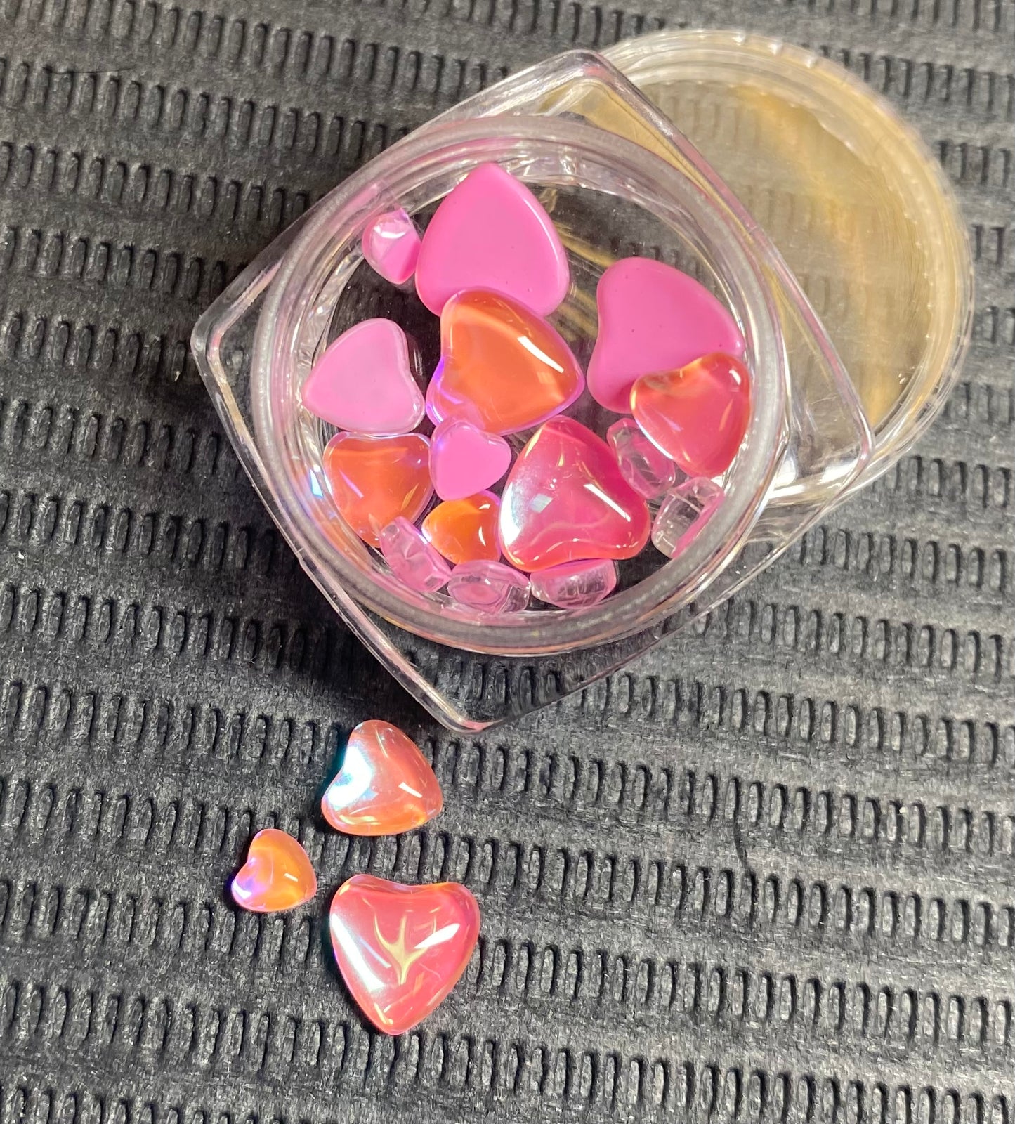 Pink bubbly hearts￼